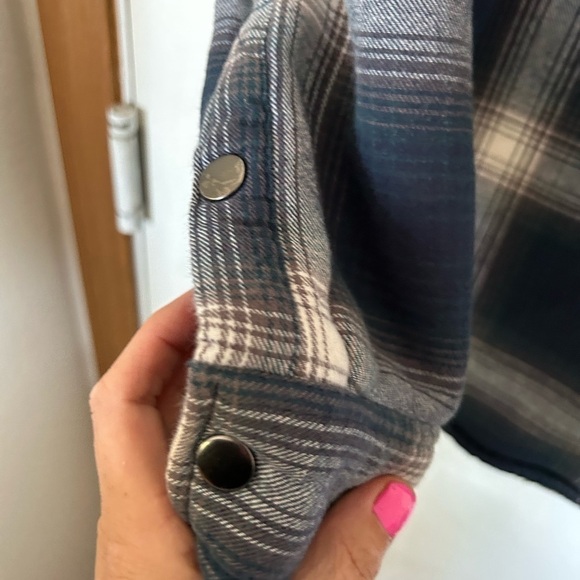 Matix Men’s Shacket Small plaid snap up - Picture 6 of 8